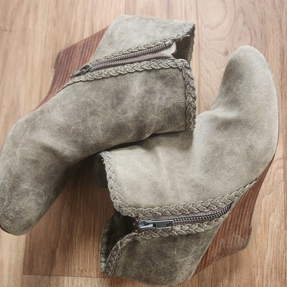 Report Taupe Suede Ankle Booties - Picture 4 of 4